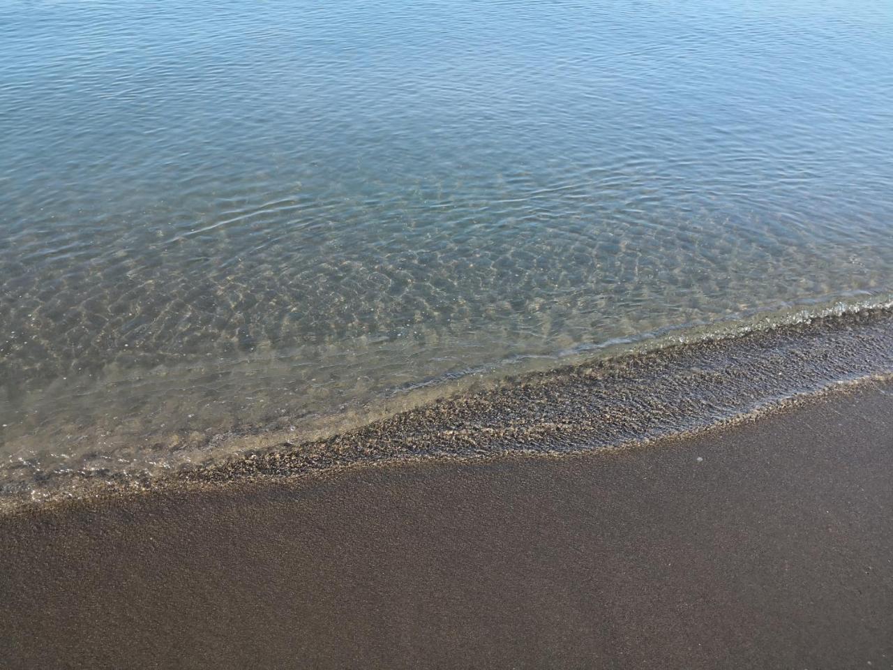 Beachfront, Tirana Guest House Velipojë Екстериор снимка