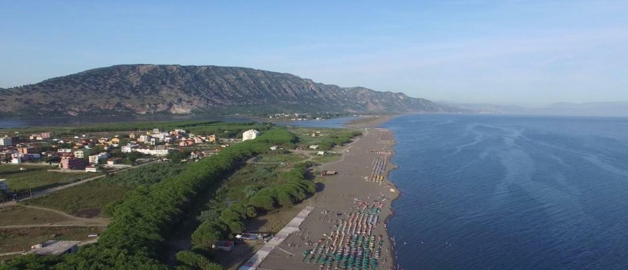 Beachfront, Tirana Guest House Velipojë Екстериор снимка